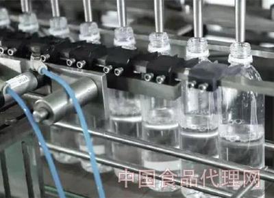 Life Water用半瓶水拯救他人改變自己!