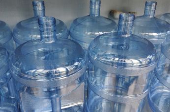 食品級塑料桶什么材質好,飲水桶pc與pet哪種好