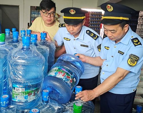 江西省于都縣市場監(jiān)管局確保桶裝飲用水安全