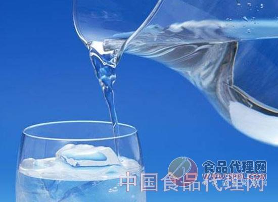 飲用水